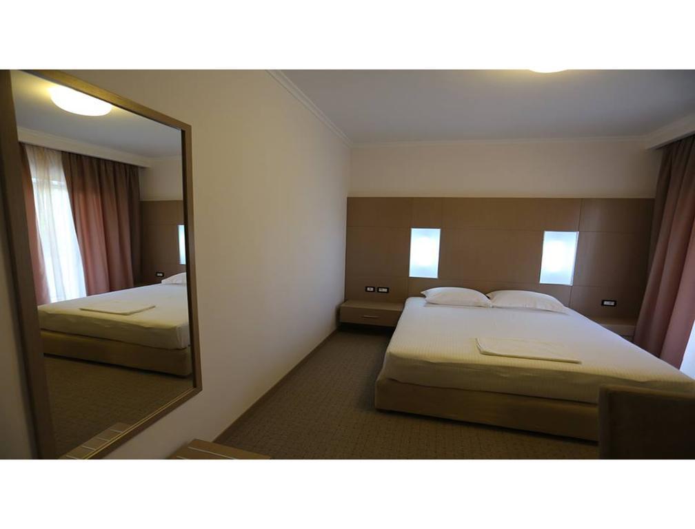 Tushemisht Hotel Voloreka חדר תמונה